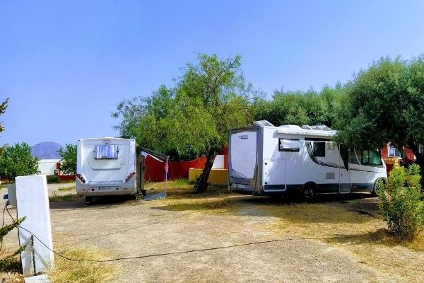 Camper Park y Área de Autocaravanas en Cartagena - Murcia | Espacio Finca Alegría